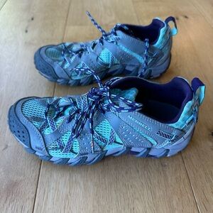 Merrell Women’s Adventurine shoes, size 5